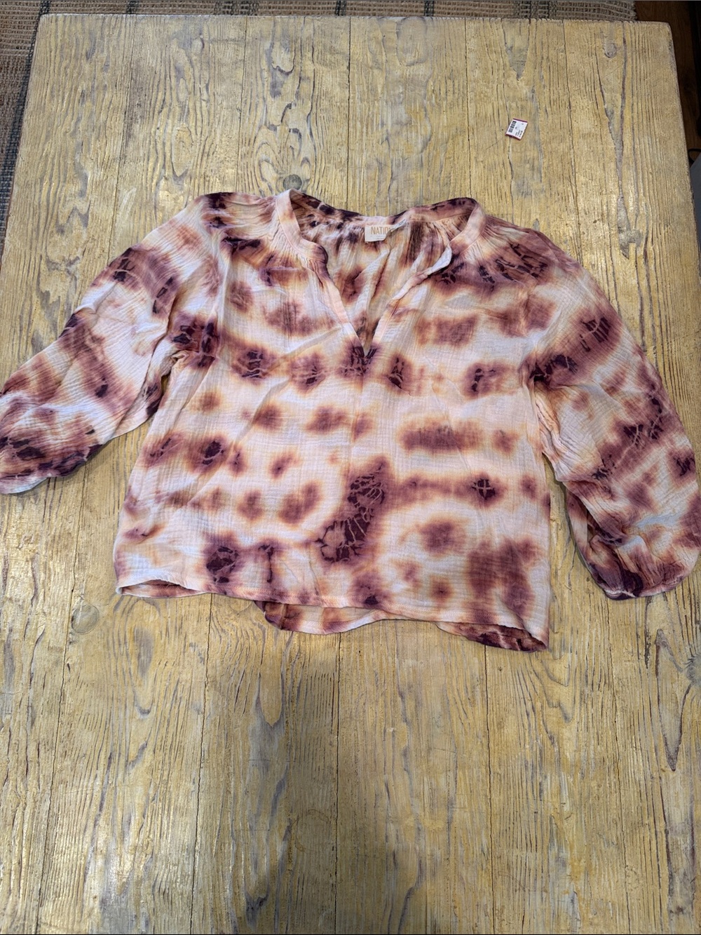 Nation LTD Mauve and Cream Tie-Dye V-Neck Blouse